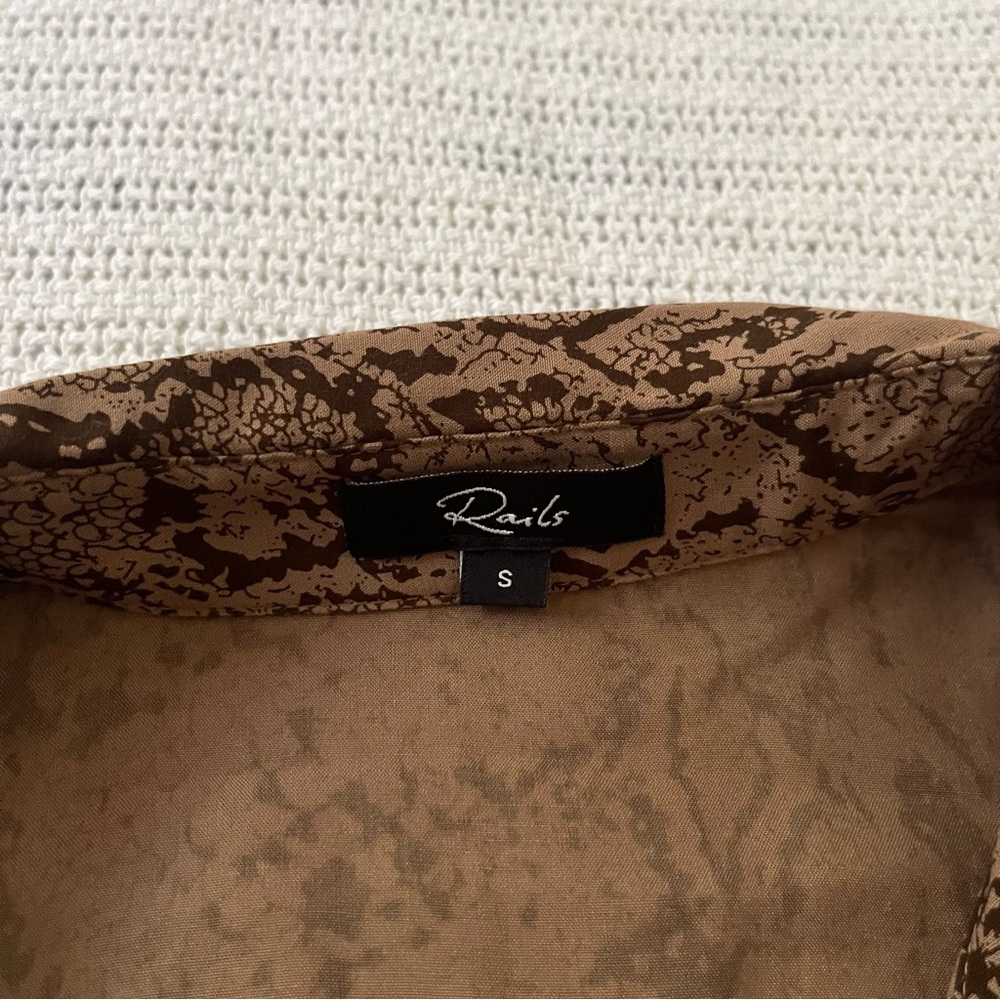Rails Noemi Top in Brown Snakeskin - Picture 8 of 13